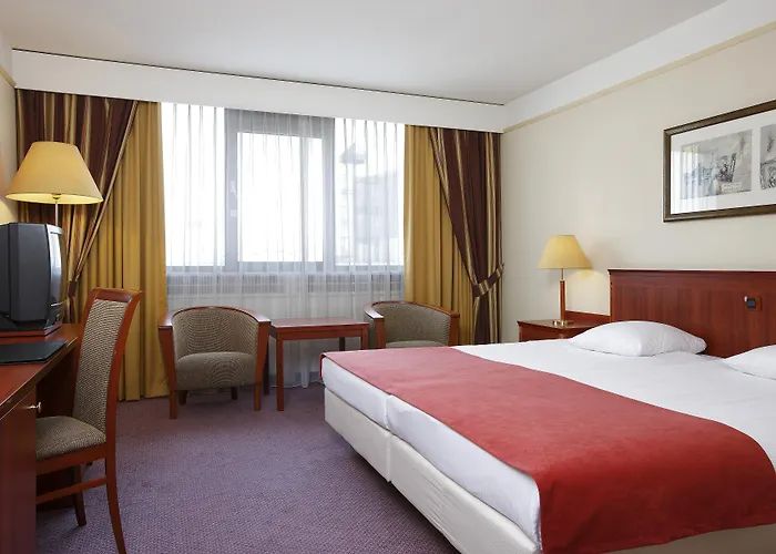 Nh Маастрихт