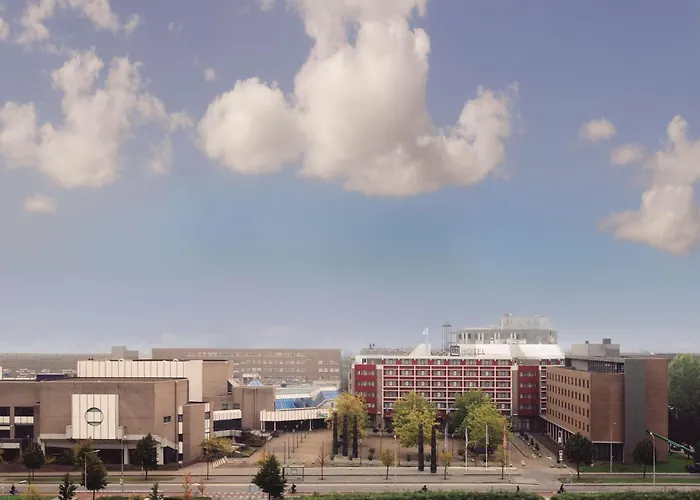 Nh Отель Маастрихт