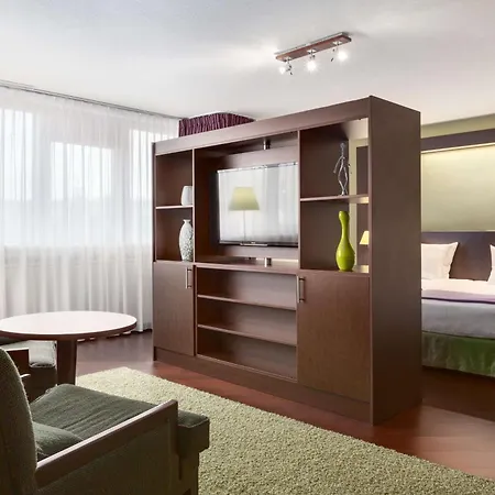 Hotel Nh 4*